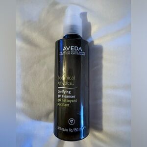 AVEDA botanical kinetics™ purifying gel cleanser